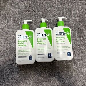 CeraVe Hydrating Facial Cleanser - Green and White